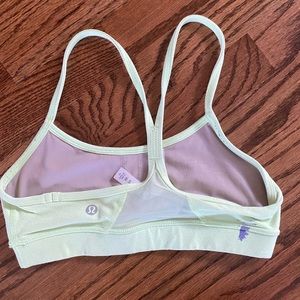 Lululemon sports bra